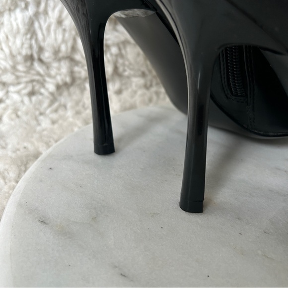 STEVE MADDEN PRIYANKA KNEE BOOTS WITH BUCKLE IN BLACK SIZE 11 - Picture 4 of 7